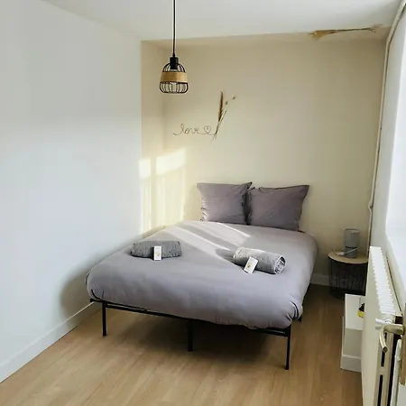 Maison Avec 2 Et Jardin *