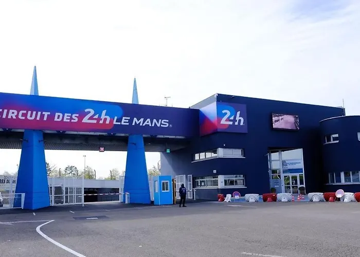 Maison Avec 2 Et Jardin * Montfort-le-Gesnois