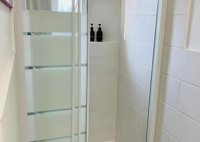 Maison Avec 2 Et Jardin *